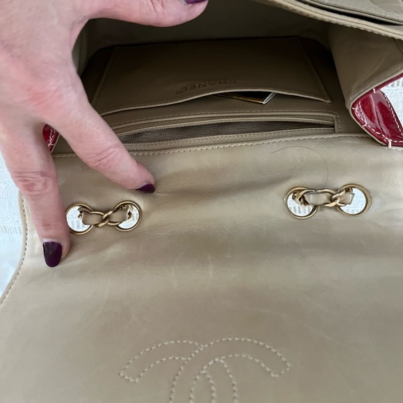 Chanel Lambskin and Patent Chocolate Bar Flap Bag - Picture 3 of 3